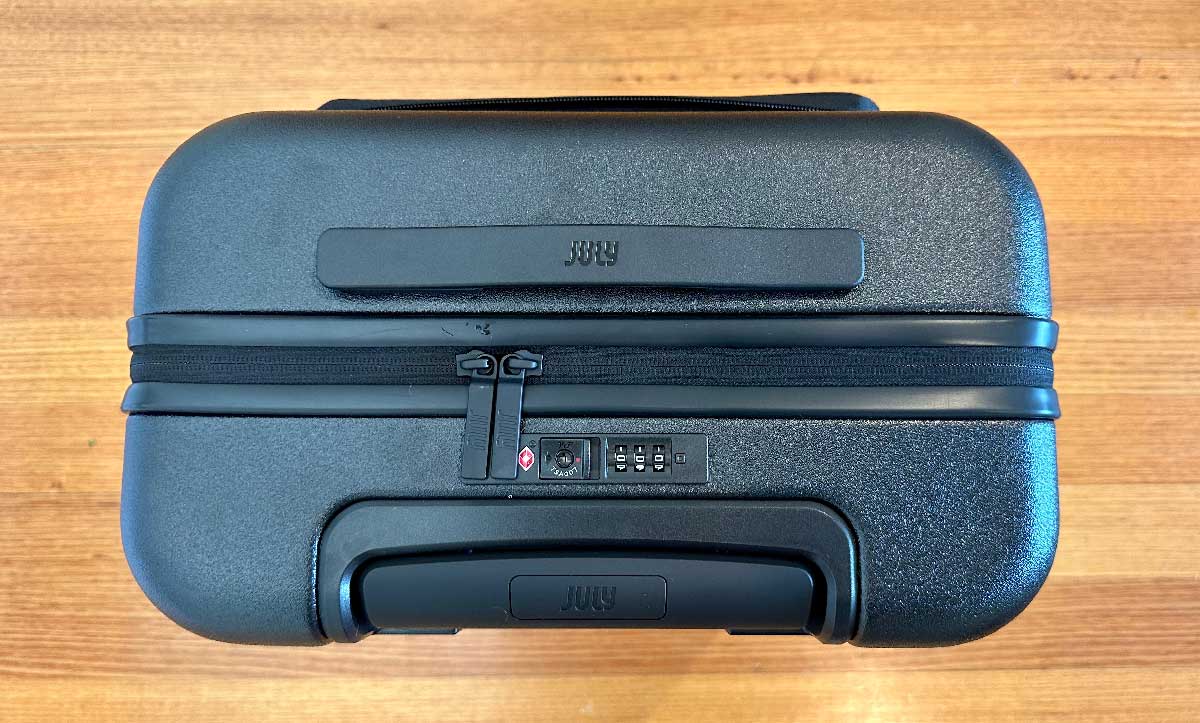 July Carry-on Pro Review: The Best Carry-on Suitcase for Digital Nomads?